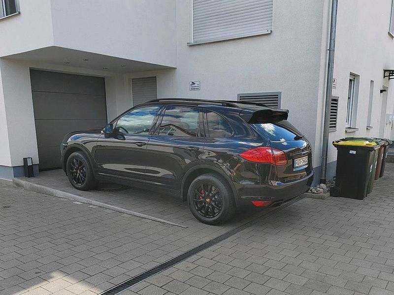 Gebraucht Porsche Cayenne 245 PS (180 kW) 2013 Schwarz SUV