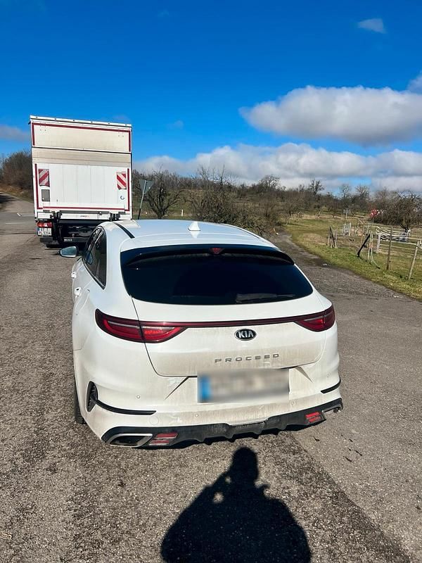 Gebraucht Kia ProCeed GT 204 PS (150 kW) 2019 Weiß Kombi