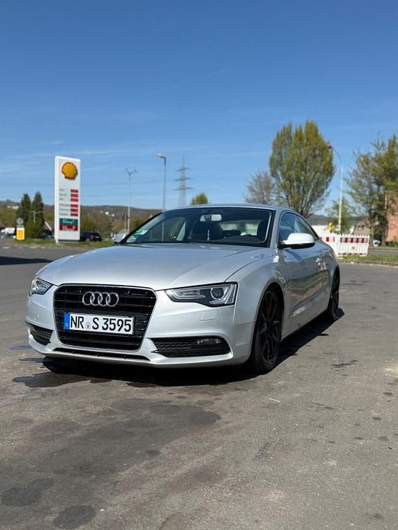 Gebraucht Audi A5 Sport 170 PS (125 kW) 2013 Silber Coupé
