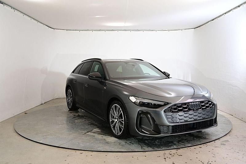 Gebraucht Audi A5 S-Line 204 PS (150 kW) 2026 Grau Limousine