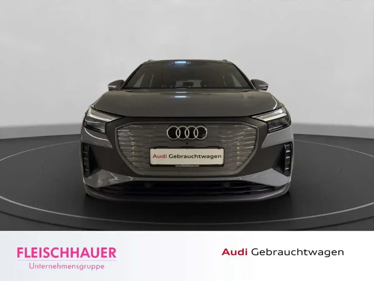 Gebraucht Audi Q4 e-tron Comfort 150 kW (204 PS) 2023 Grau SUV