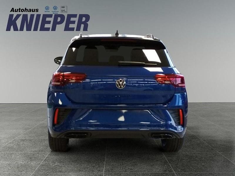 Neu VW T-Roc R-line 150 PS (110 kW) 2025 Lapiz blue metallic SUV