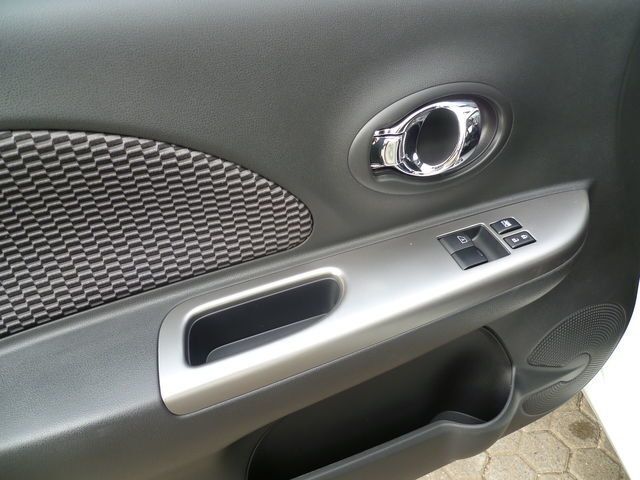 Gebraucht Nissan Micra Acenta 80 PS (58 kW) 2016 Weiß Kleinwagen