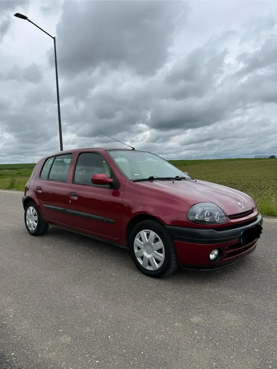Gebraucht Renault Clio 98 PS (72 kW) 2002 Rot Kleinwagen