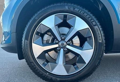 Gebraucht Volvo XC40 Core 163 PS (119 kW) 2024 Blau SUV