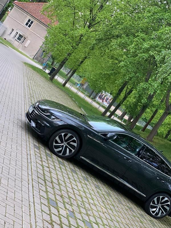 Gebraucht VW Arteon R-line 150 PS (110 kW) 2017 Grau Coupé