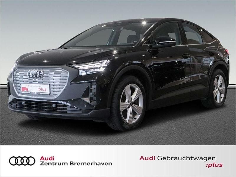 Mythosschwarz metallic Gebraucht 2022 Audi Q4 Sportback e-tron Comfort SUV | 27.340 € (Fairer Preis) - Bild 1/4