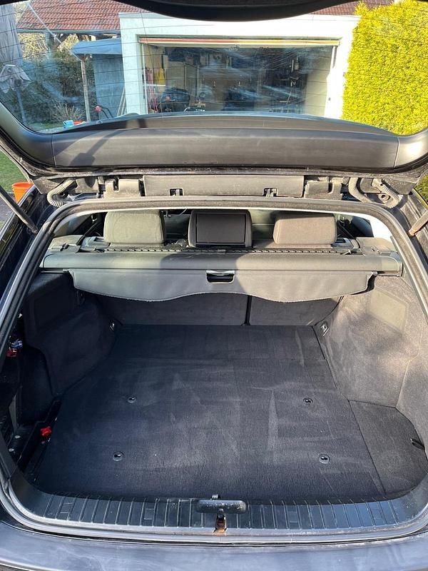 Gebraucht BMW 318 143 PS (105 kW) 2005 Schwarz Kombi