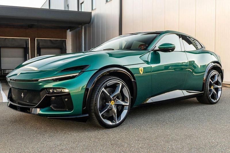 Grün Gebraucht 2025 Ferrari Purosangue SUV | 499.950 € - Bild 1/4