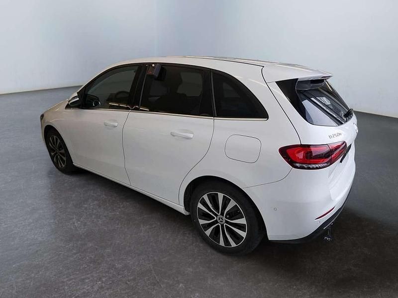 Gebraucht Mercedes B250e 218 PS (160 kW) 2022 Weiß Van / Kleinbus