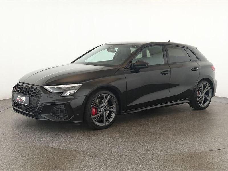 Gebraucht Audi S3 Ambiente 310 PS (228 kW) 2023 Mythosschwarz Limousine