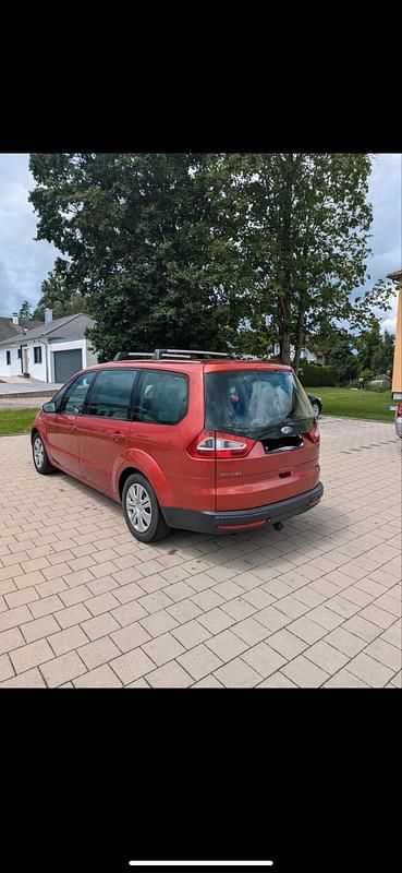 Gebraucht Ford Galaxy 160 PS (117 kW) 2008 Rot Van / Kleinbus