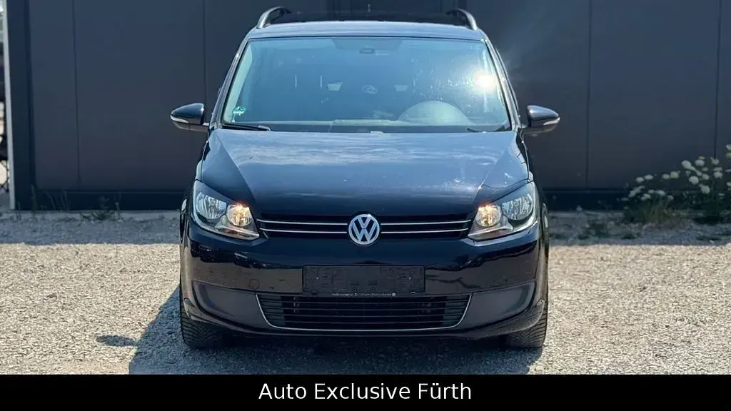 Gebraucht VW Touran Comfortline 140 PS (102 kW) 2011 Schwarz Van / Kleinbus