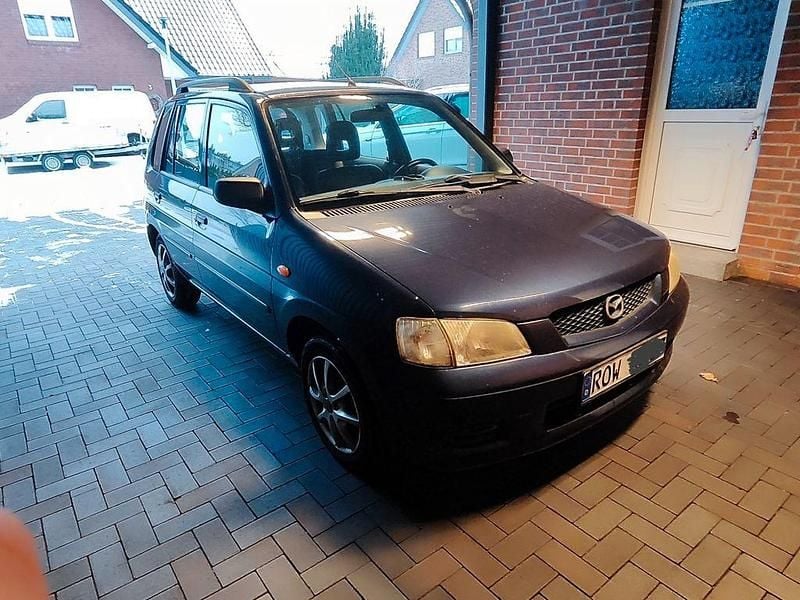 Blau Gebraucht 2003 Mazda Demio Exclusive Kleinwagen | 999 € (Fairer Preis) - Bild 1/4