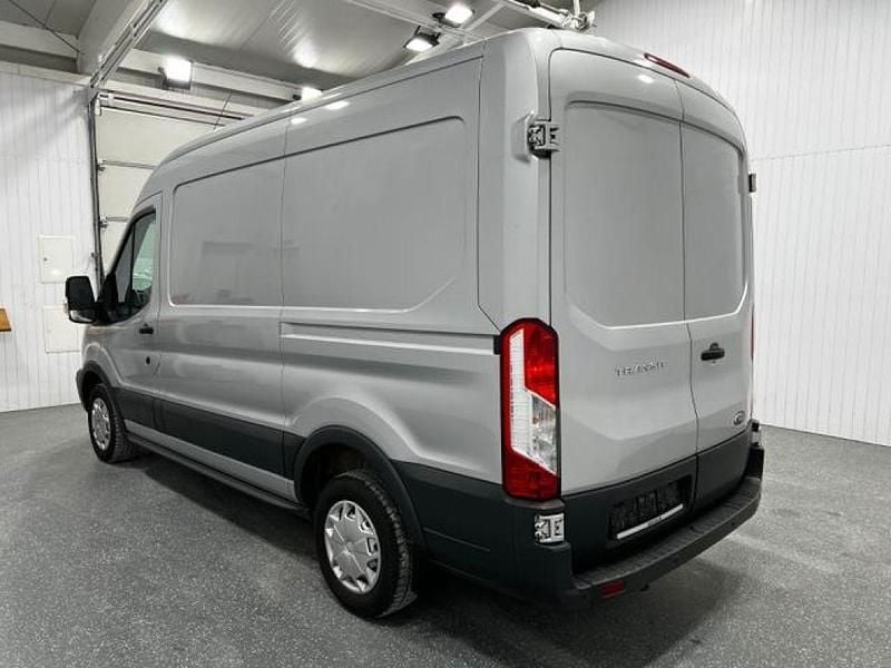 Usado Ford Transit ST 105 HP (77 kW) 2018 Prateado Van