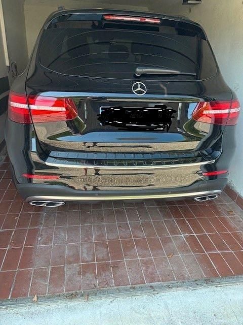Schwarz Gebraucht 2019 Mercedes GLC43 AMG AMG SUV | 40.480 € (Superpreis) - Bild 1/4