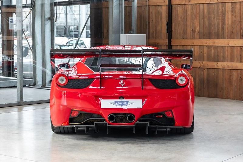 Gebraucht Ferrari 458 570 PS (419 kW) 2011 Rosso corsa Coupé