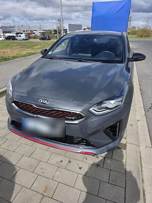 Gebraucht Kia ProCeed GT 204 PS (150 kW) 2019 Grau Kombi