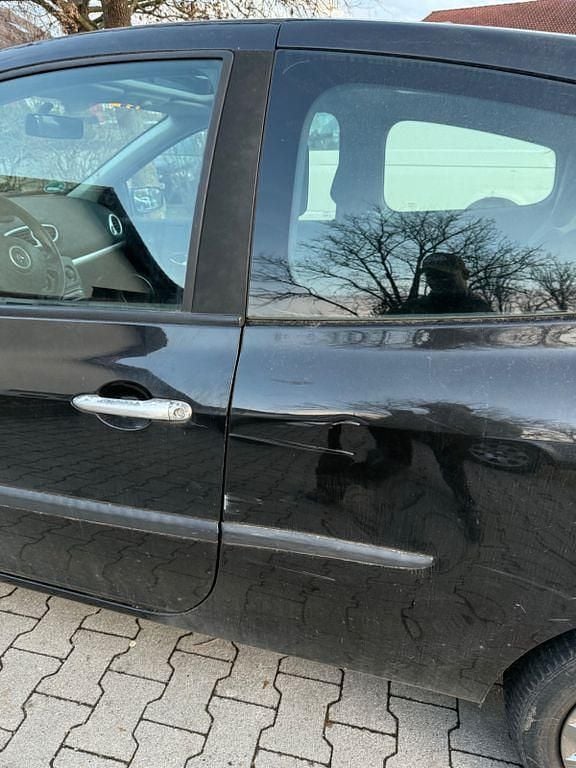 Gebraucht Renault Clio II 88 PS (64 kW) 2006 Schwarz Limousine