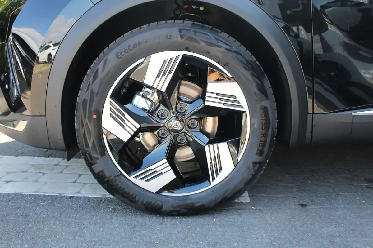Neu Renault Symbioz 109 PS (80 kW) 2026 Black pearlschwarz metallic SUV