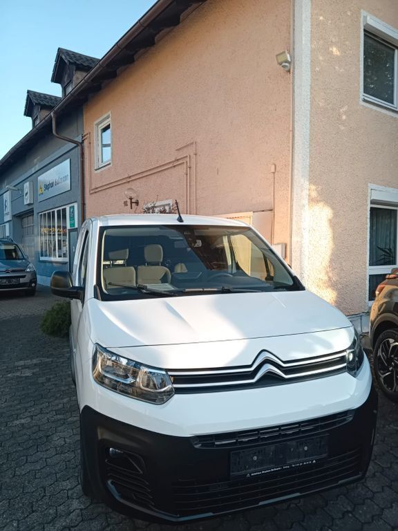 Gebraucht Citroën Berlingo 131 PS (96 kW) 2021 Weiß Van / Kleinbus
