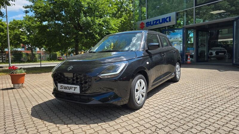 Schwarz Neu 2025 Suzuki Swift Club Limousine | 17.950 € - Bild 1/4