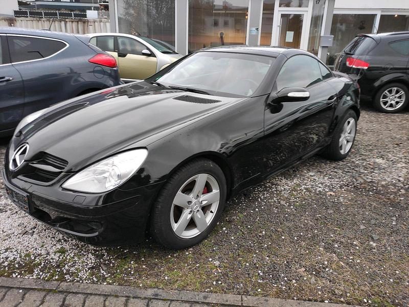 Gebraucht Mercedes SLK280 231 PS (169 kW) 2007 Schwarz Cabrio