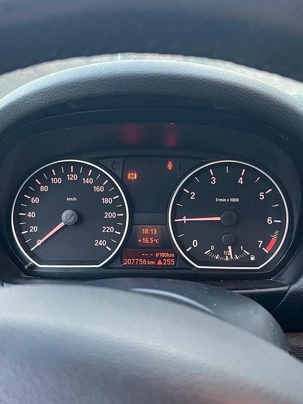 Gebraucht BMW 118 143 PS (105 kW) 2007 Blau Kleinwagen