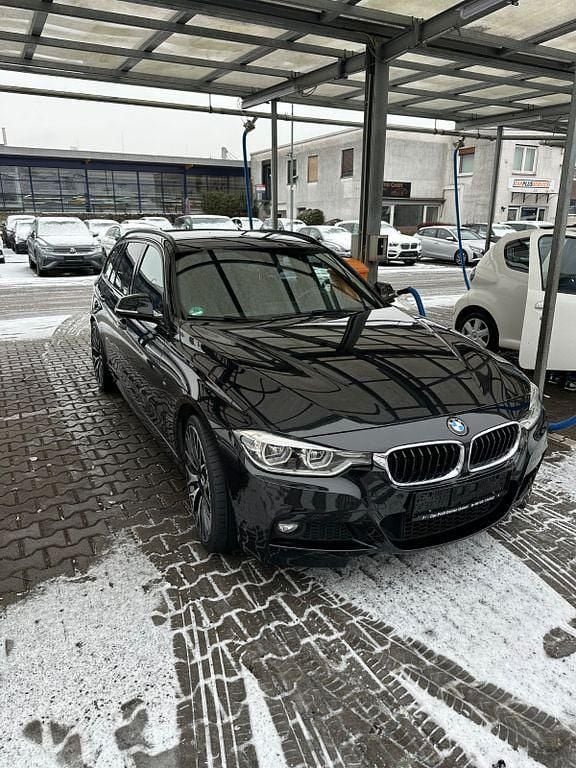 Gebraucht BMW 320 M Sport 190 PS (139 kW) 2019 Schwarz Kombi