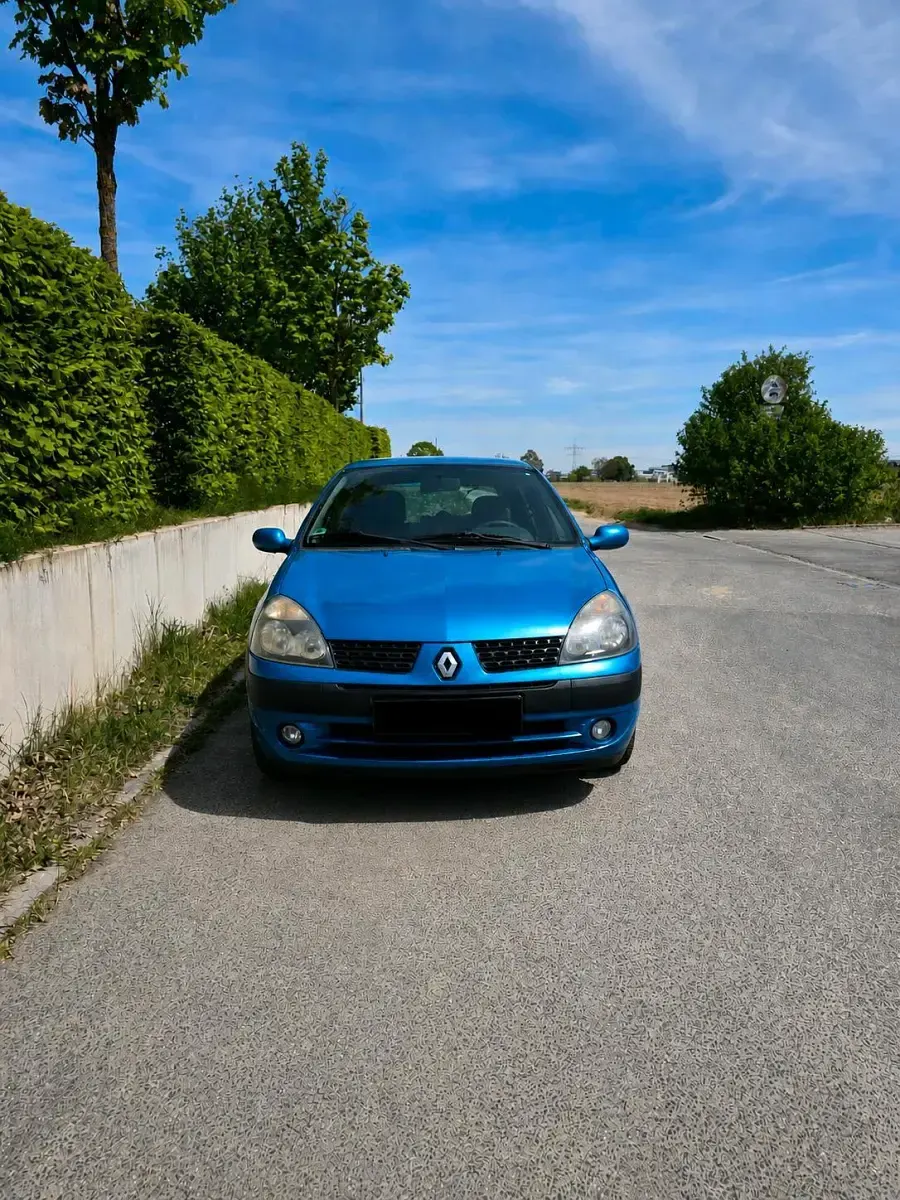 Gebraucht Renault Clio II 75 PS (55 kW) 2001 Blau Kleinwagen