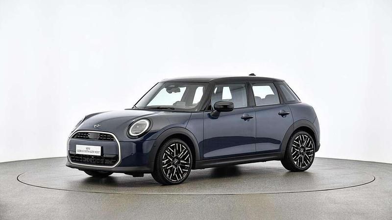 Blau Gebraucht 2024 Mini Cooper Favoured Kleinwagen | 29.230 € (Fairer Preis) - Bild 1/4