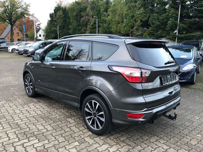 Gebraucht Ford Kuga ST-Line 175 PS (128 kW) 2018 Magneticgrau (metallic) (metallic) SUV