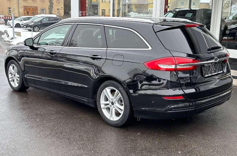 Gebraucht Ford Mondeo Titanium 165 PS (121 kW) 2018 Schwarz Kombi
