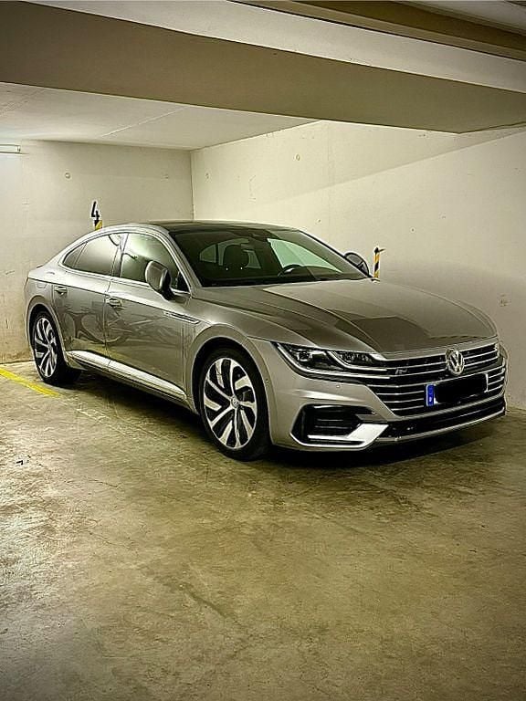 Silber Gebraucht 2019 VW Arteon R-line Limousine | 22.999 € (Fairer Preis) - Bild 1/4