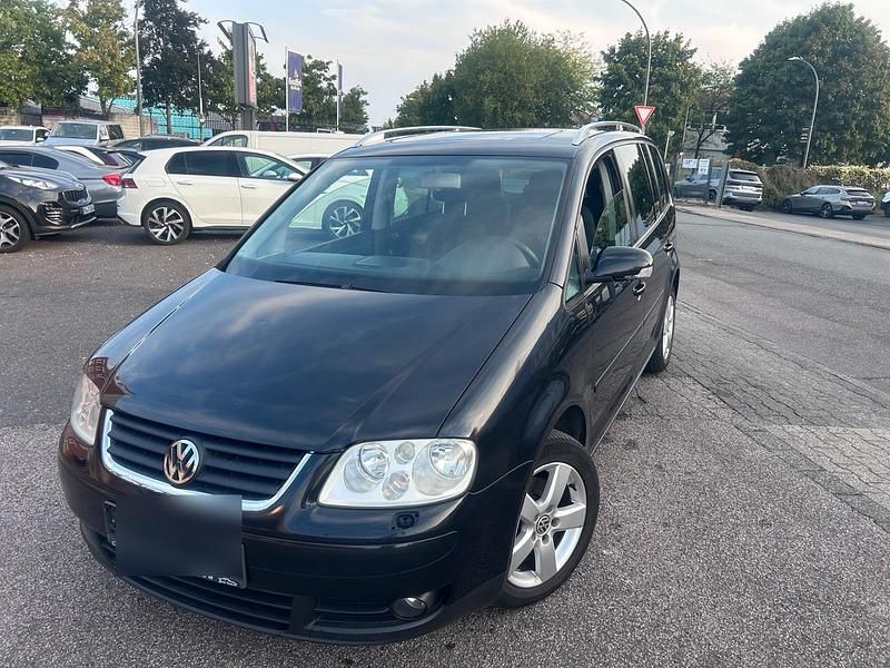 Schwarz Gebraucht 2004 VW Touran Van / Kleinbus | 1.450 € (Guter Preis) - Bild 1/4