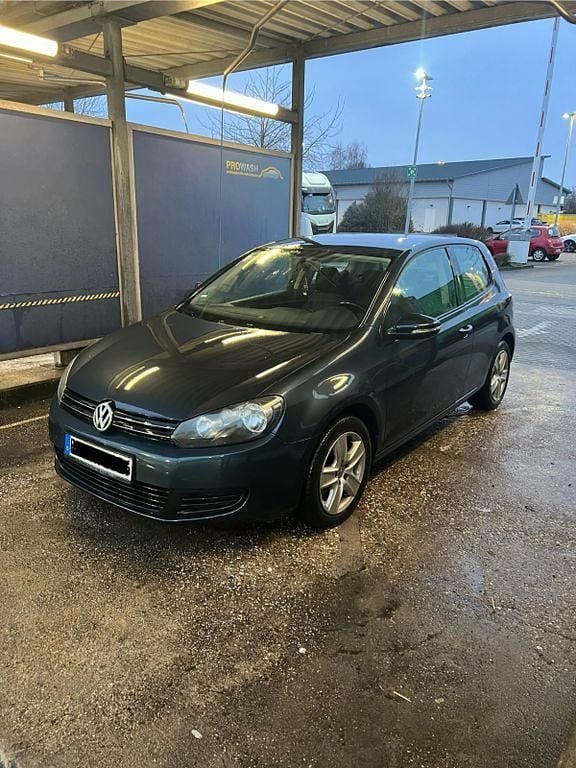 Gebraucht VW Golf VI 80 PS (58 kW) 2009 Blau Kleinwagen