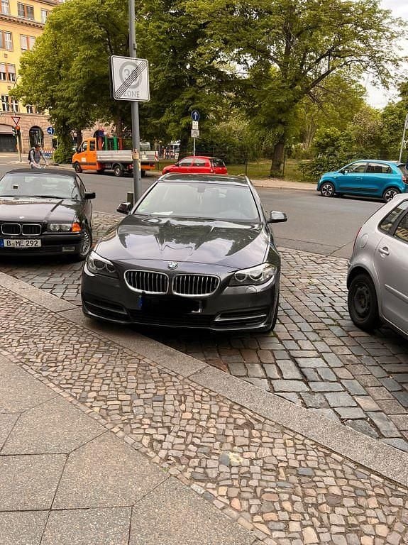 Gebraucht BMW 520 190 PS (139 kW) 2016 Grau Kombi