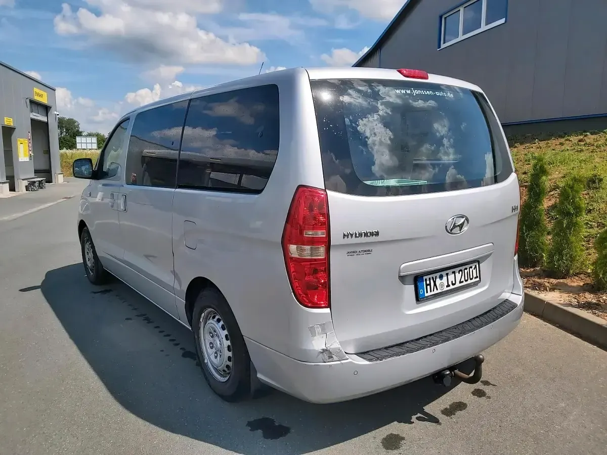 Gebraucht Hyundai H-1 170 PS (125 kW) 2008 Silber Van / Kleinbus