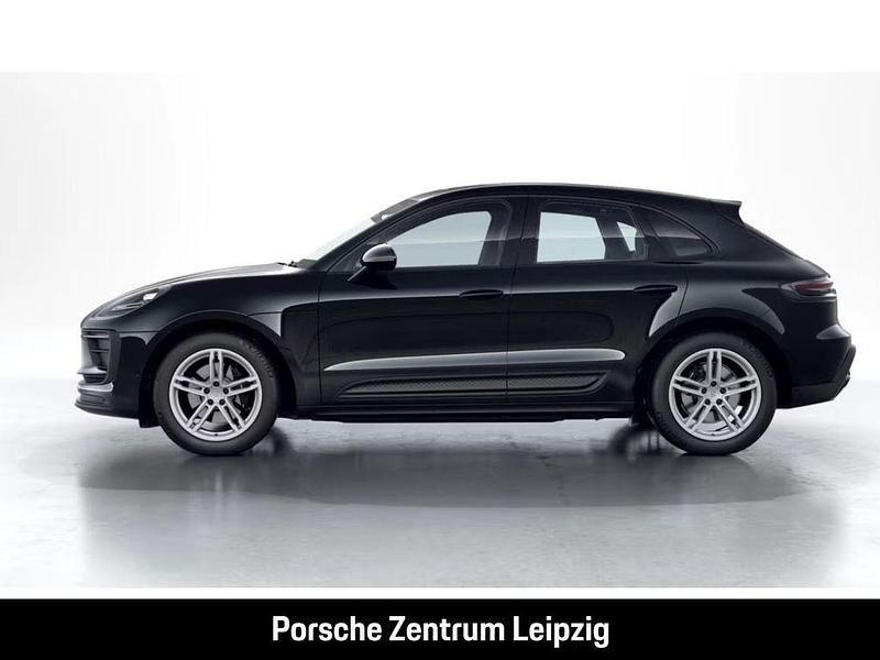 Gebraucht Porsche Macan 265 PS (194 kW) 2024 Schwarz SUV
