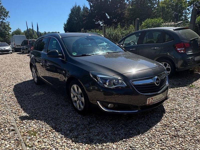 Grau Gebraucht 2015 Opel Insignia Innovation Kombi | 9.999 € (Fairer Preis) - Bild 1/4