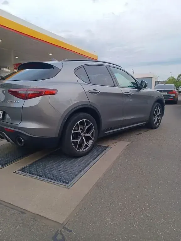Gebraucht Alfa Romeo Stelvio Super 280 PS (205 kW) 2018 Grau SUV