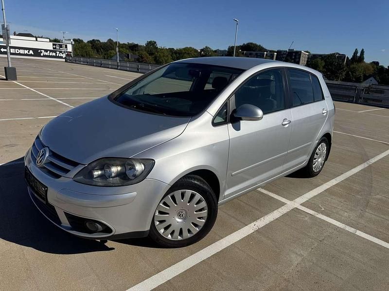 Reflexsilber metallic Gebraucht 2007 VW Golf Plus Cross Van / Kleinbus | 4.650 € (Etwas zu teuer) - Bild 1/4