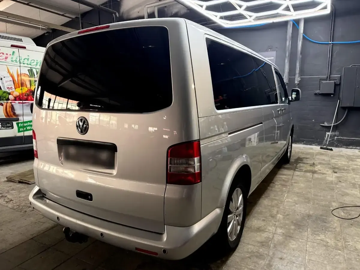 Gebraucht VW Caravelle S 174 PS (127 kW) 2007 Silber Van