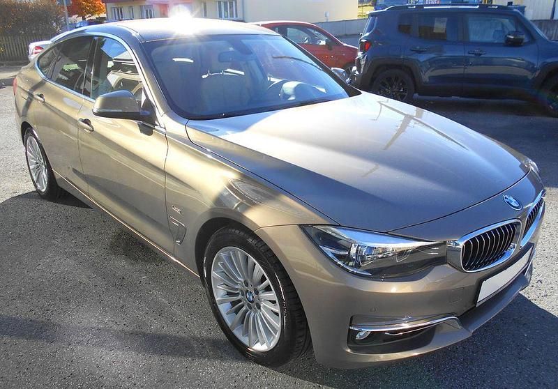 Gebraucht BMW 320 Gran Turismo Luxury Line 184 PS (135 kW) 2016 Beige Limousine