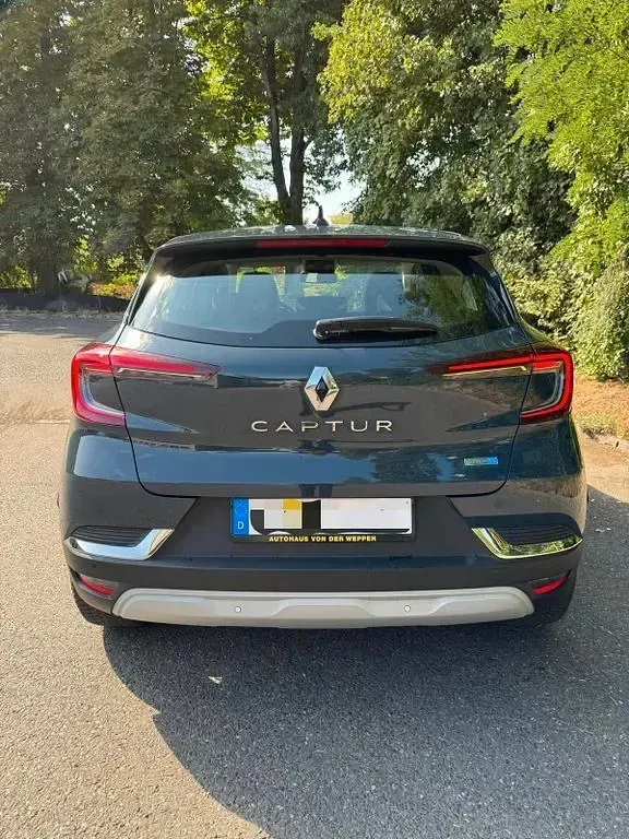 Gebraucht Renault Captur Intens 158 PS (116 kW) 2022 Blau SUV