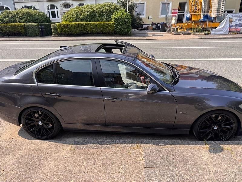 Violet Gebraucht 2005 BMW 330 Performance Limousine | 6.500 € (Fairer Preis) - Bild 1/4