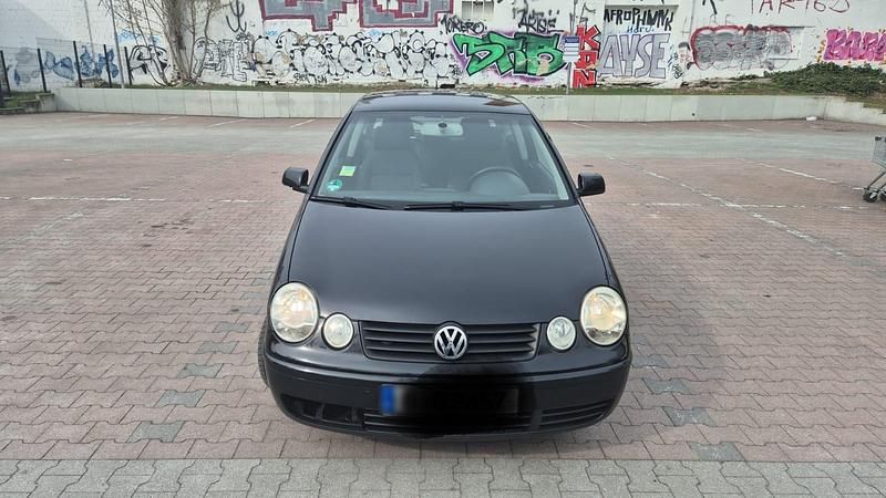 Gebraucht VW Polo 64 PS (47 kW) 2005 Schwarz Kleinwagen