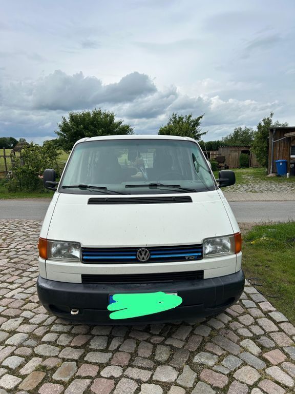 Weiß Gebraucht 2002 VW T4 Van | 3.200 € (Superpreis) - Bild 1/4