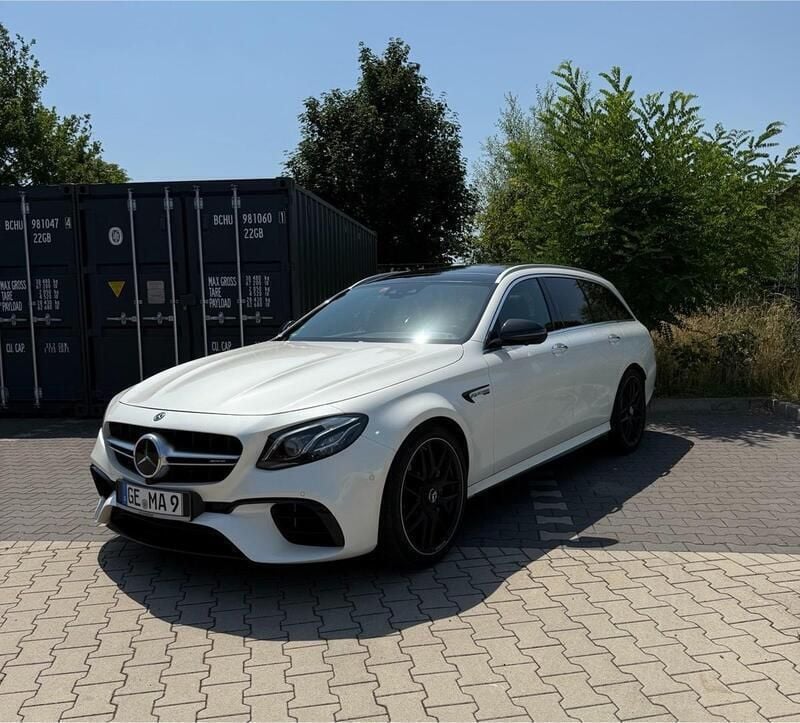 Weiß Gebraucht 2018 Mercedes E63S AMG Kombi | 60.000 € (Fairer Preis) - Bild 1/4