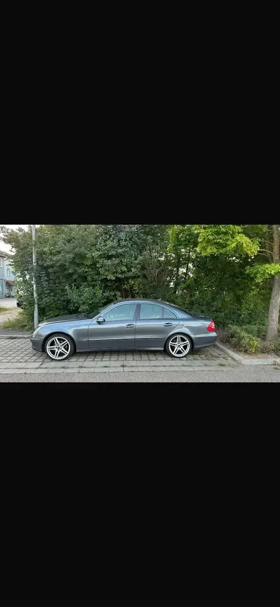Brugt Mercedes E220 170 HK (125 kW) 2007 Sølv Sedan